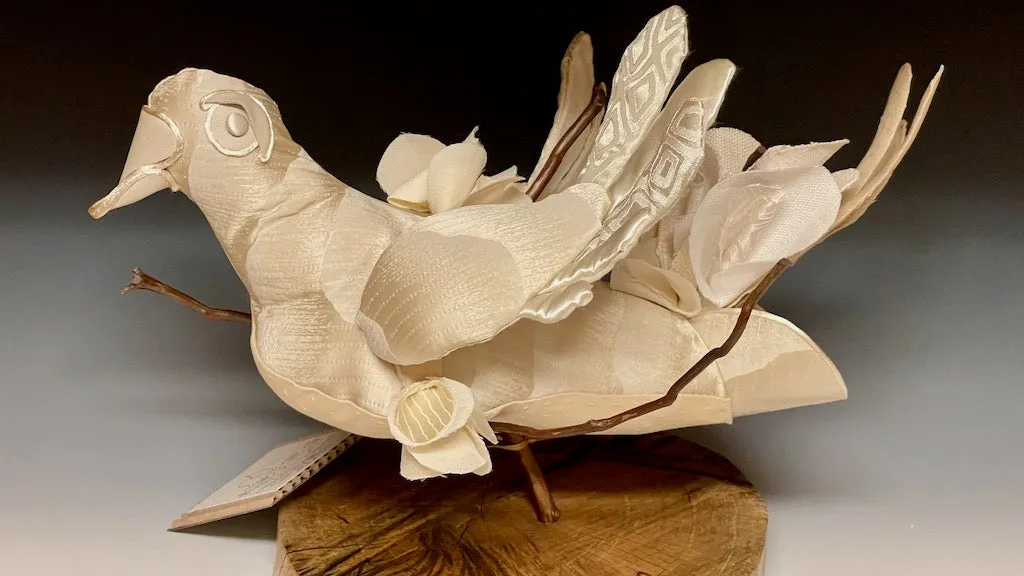 BIRDS OF A FEATHER SERIES - "BARONESS"  DS112023