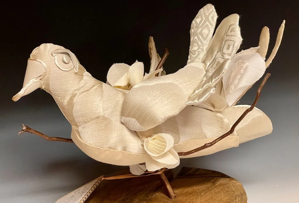 BIRDS OF A FEATHER SERIES - "BARONESS"  DS112023