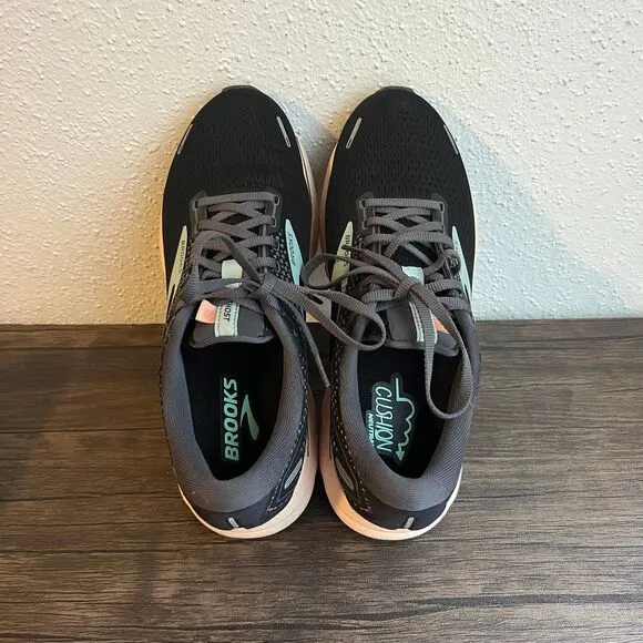 Brooks Ghost 14 Black Pearl Peach Athletic Running Shoes Womens Size 10.5‎ US