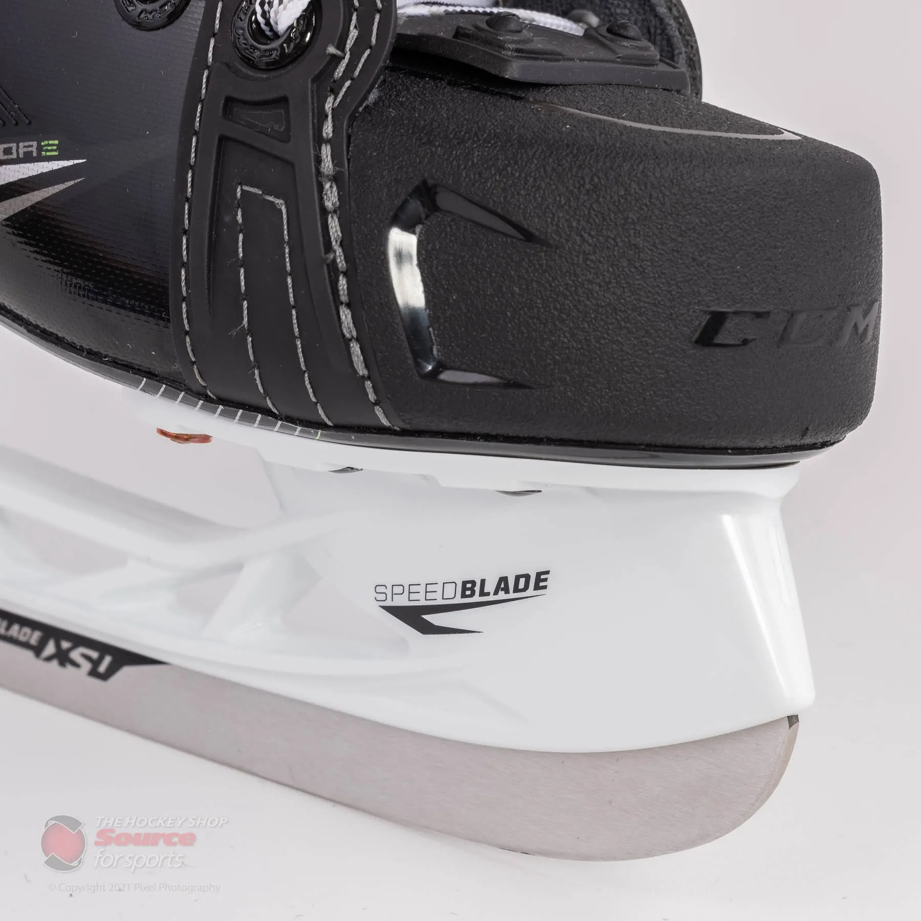 CCM RIBCOR 90K Intermediate Hockey Skates