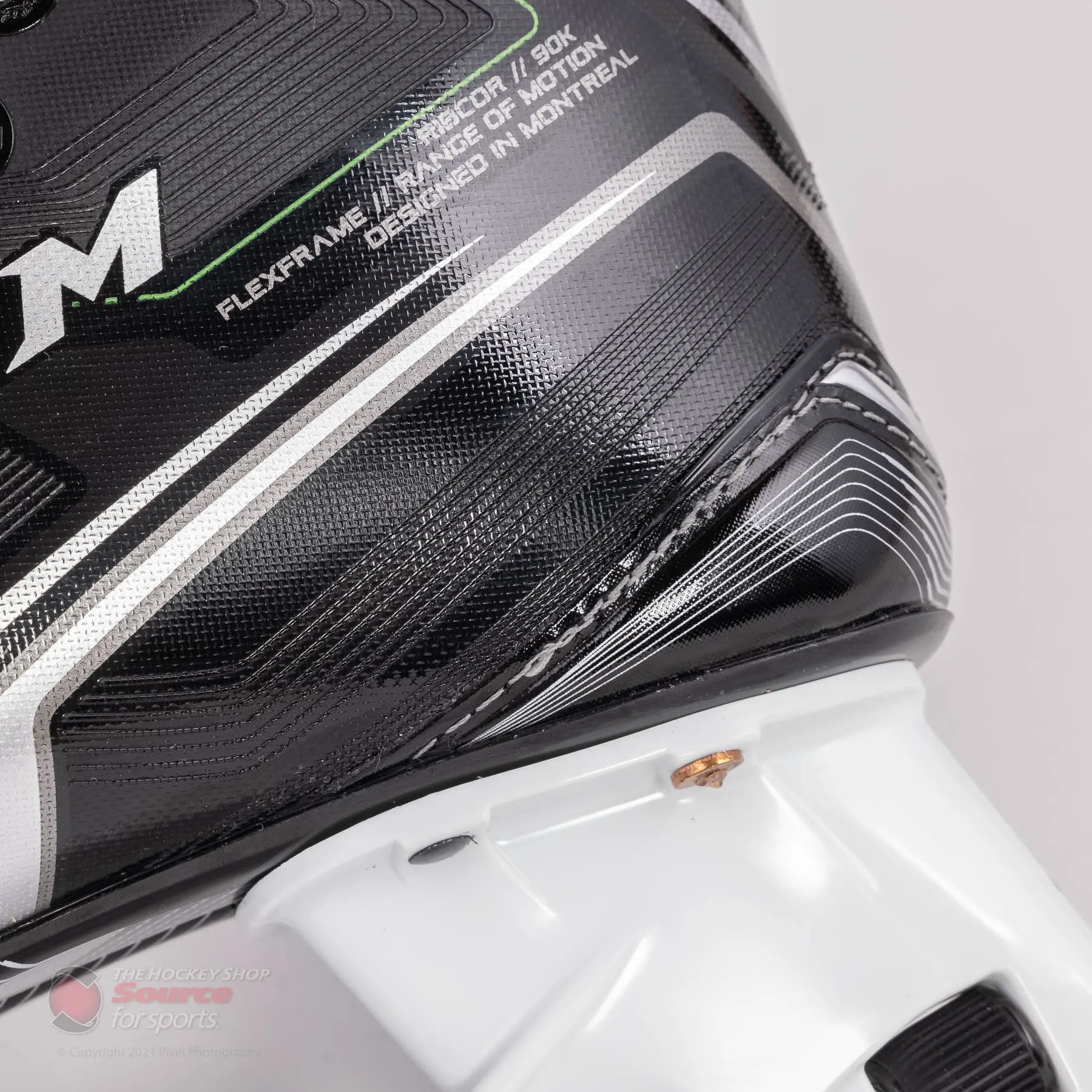 CCM RIBCOR 90K Intermediate Hockey Skates