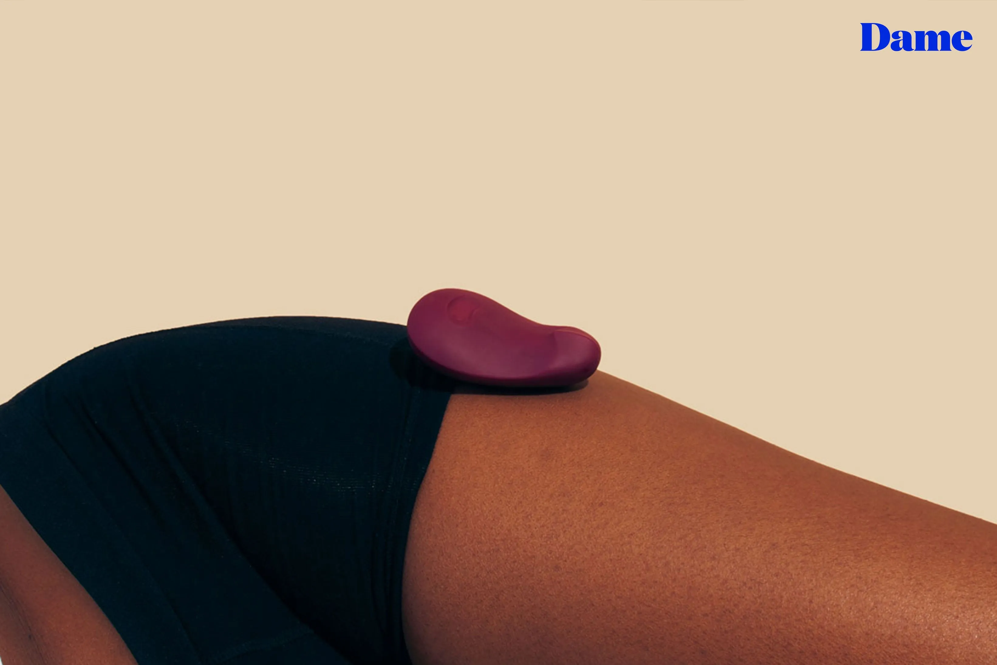 Dame POM Palm-Sized Flexible Clitoral Vibrator