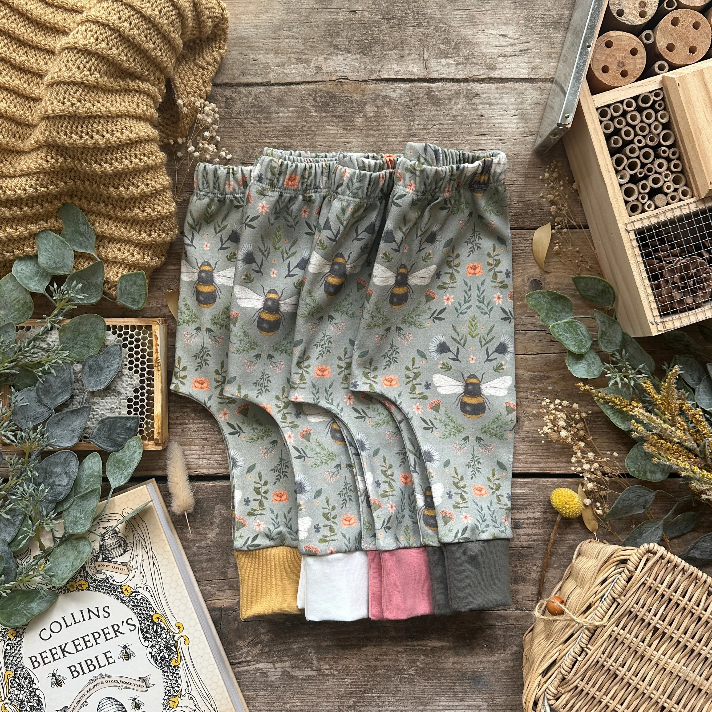 Forest Bee and Botanicals Summer Short Set