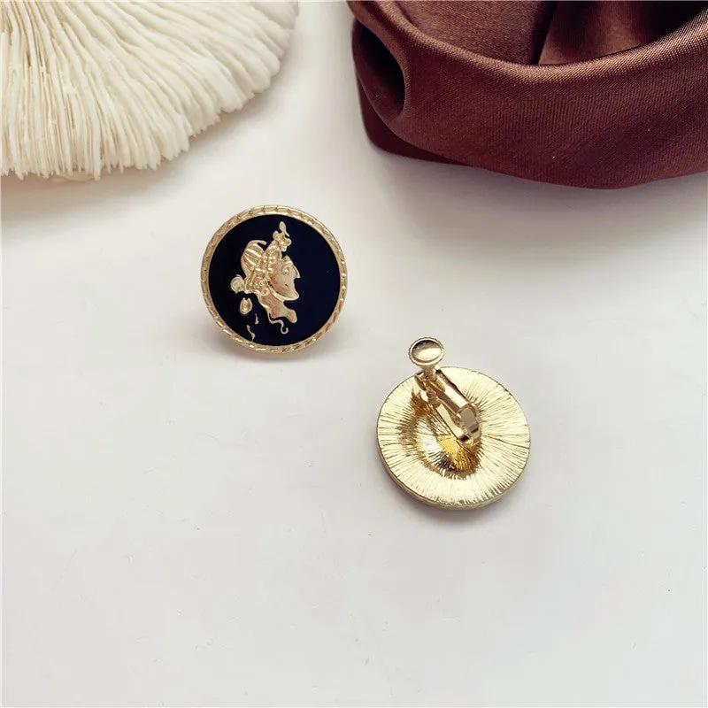 just-lil-things-pin-earings-gold-earings-jlt10059