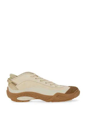 Lab Sneaker