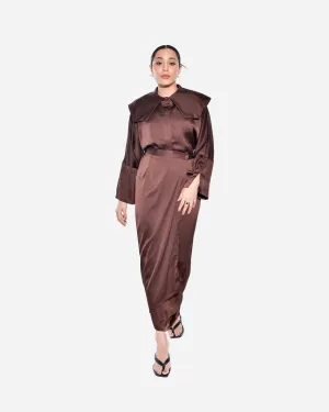 NAOMI SET IN BROWN