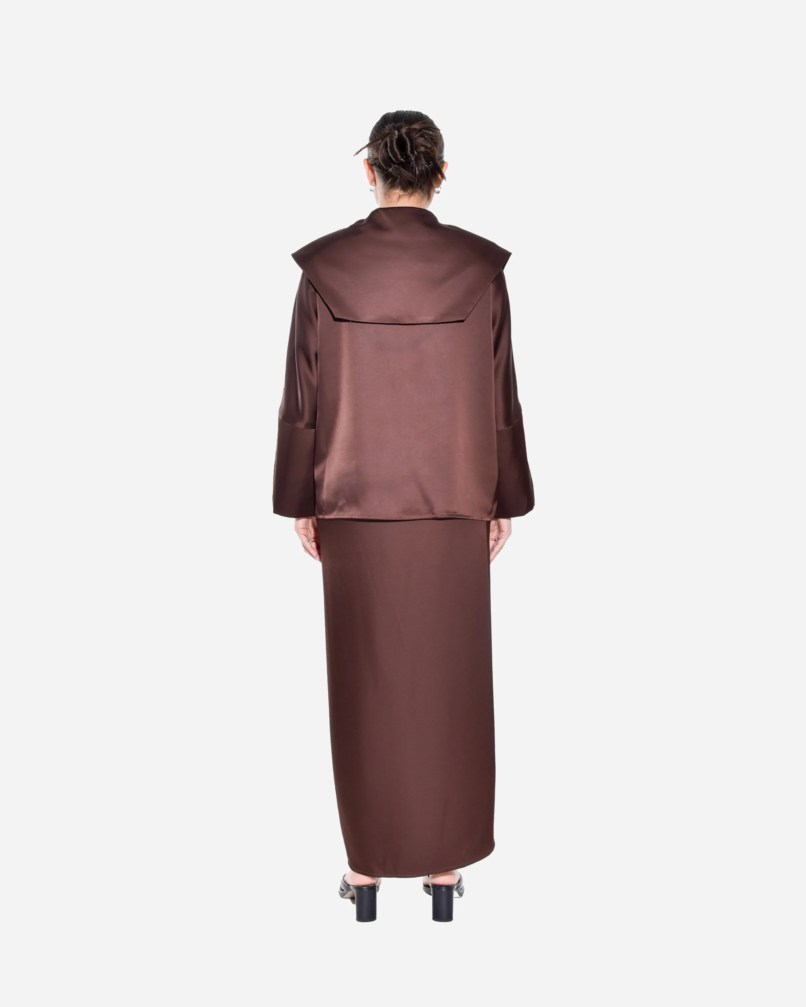 NAOMI SET IN BROWN