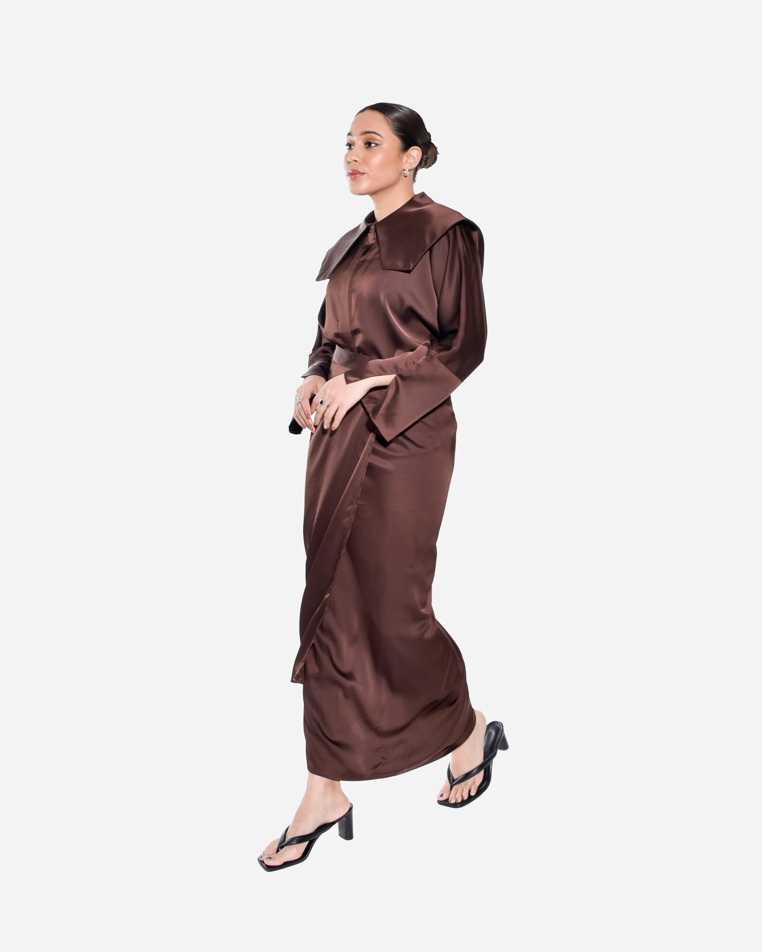 NAOMI SET IN BROWN