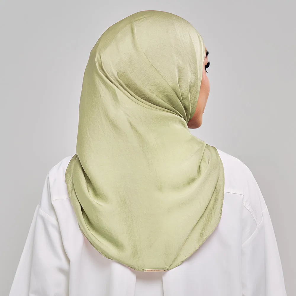 Niya Satin in Olivine