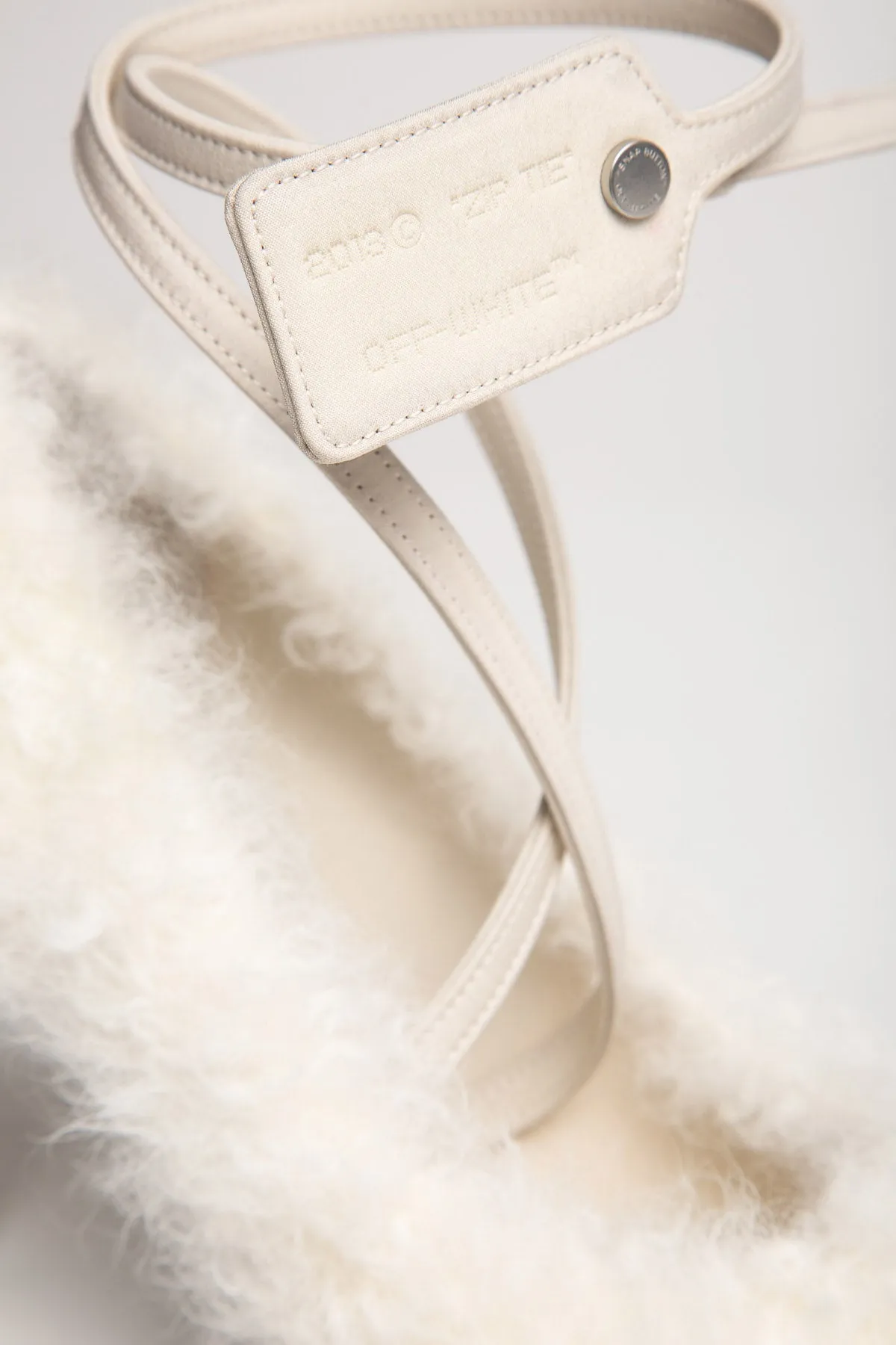 OFF-WHITE | ZIPTIE PUMPS