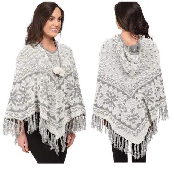 P.J. Salvage Gray Fair Isle Reversible Knit Poncho S/M Asymmetrical Hemline NEW