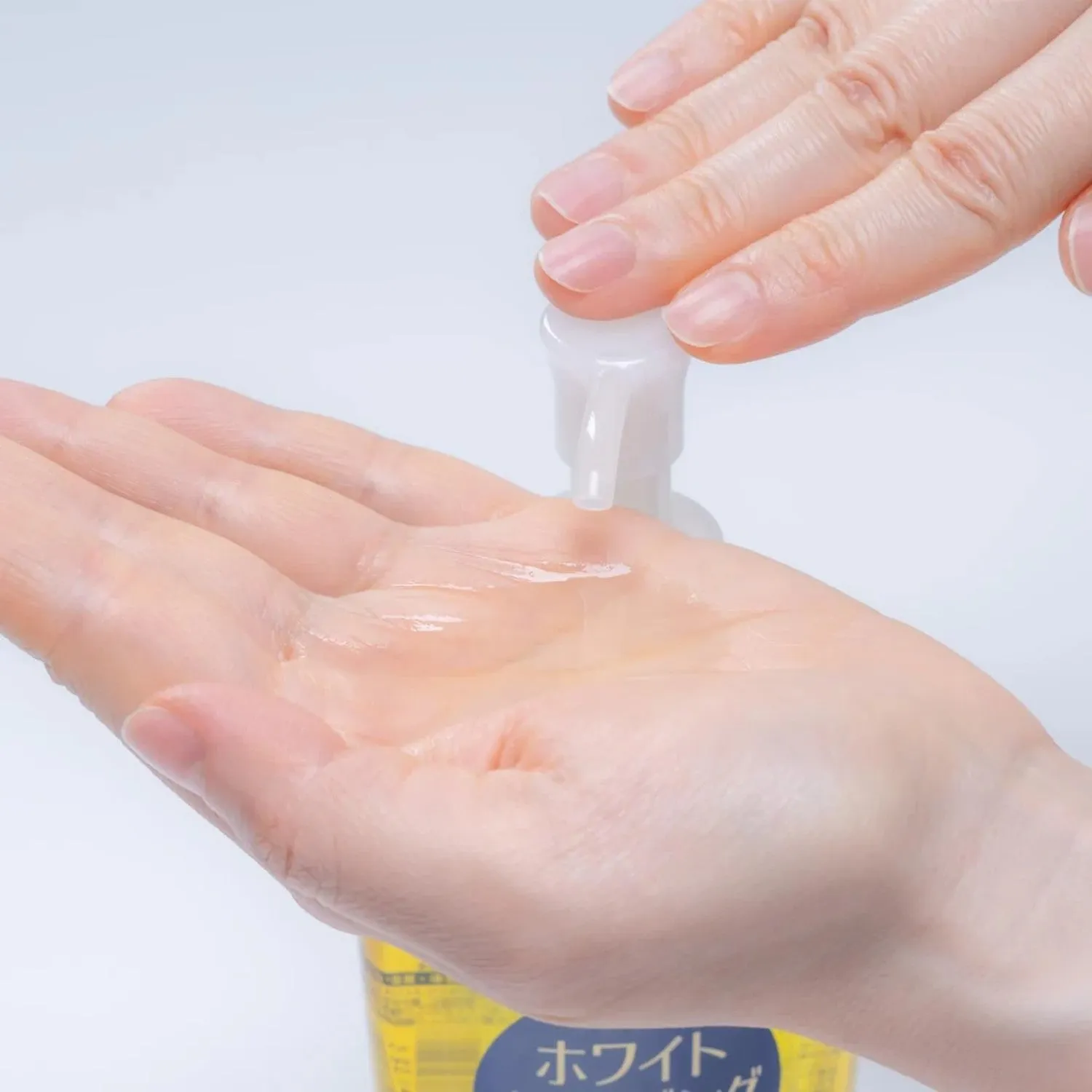 Softymo White Cleansing Oil 240ml 2024 version