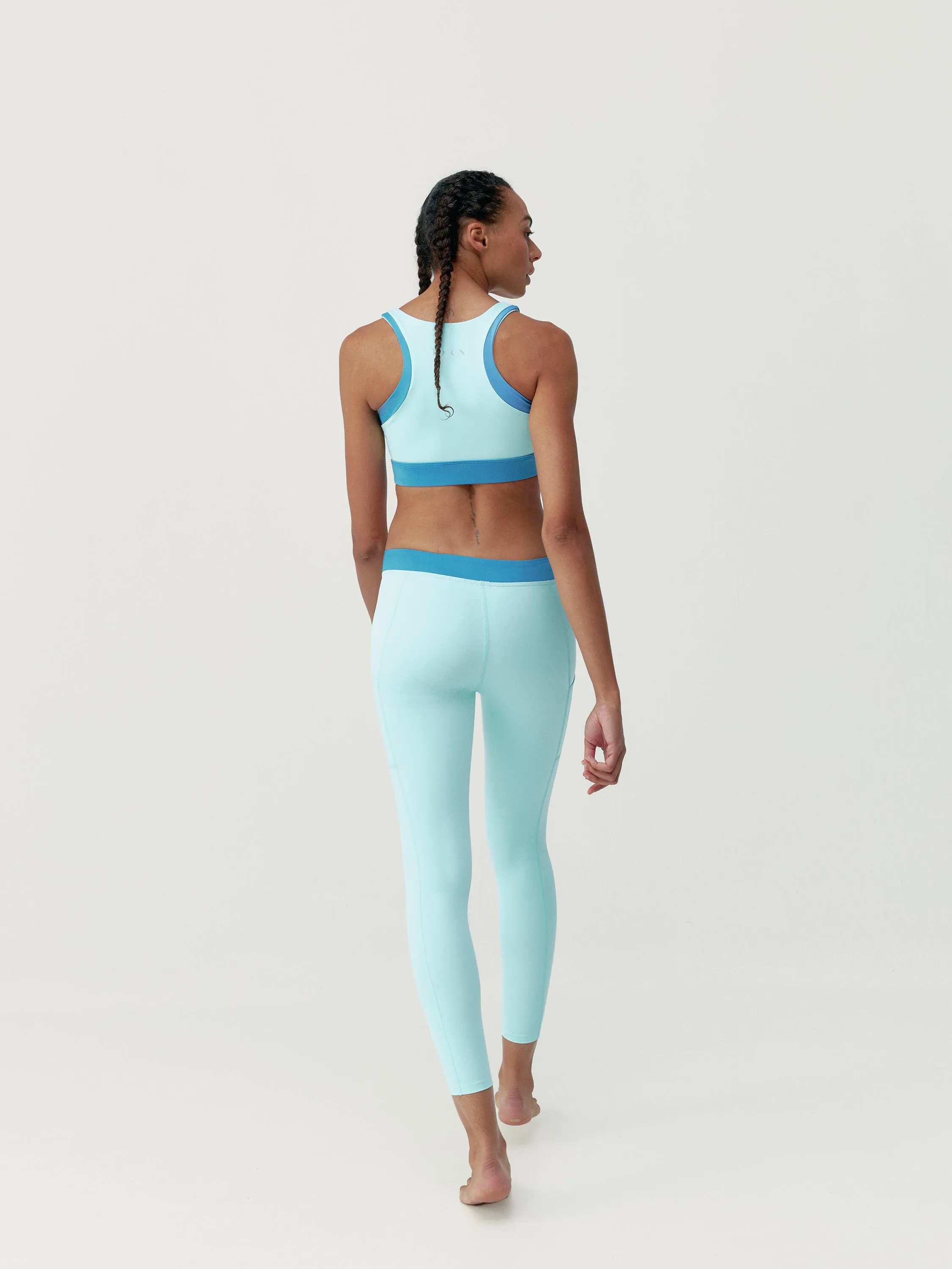 Top Xenia Wave/Celadon Blue