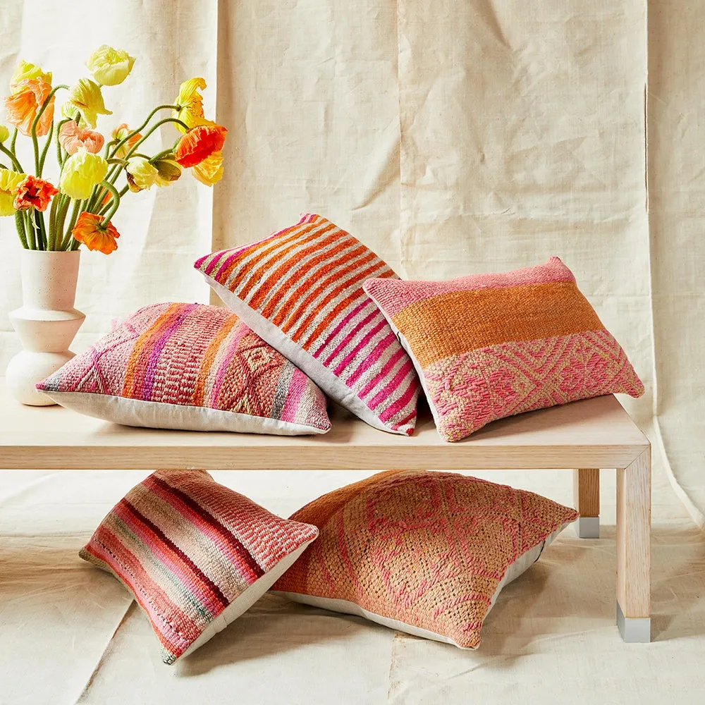 Woven Pillow 75