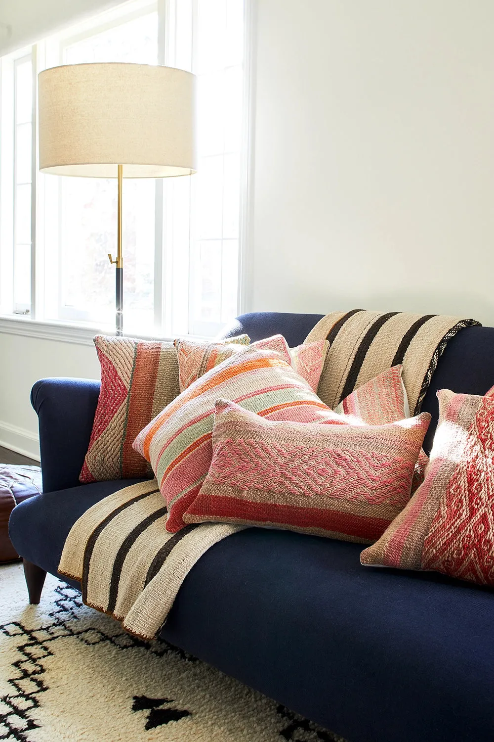 Woven Pillow 75